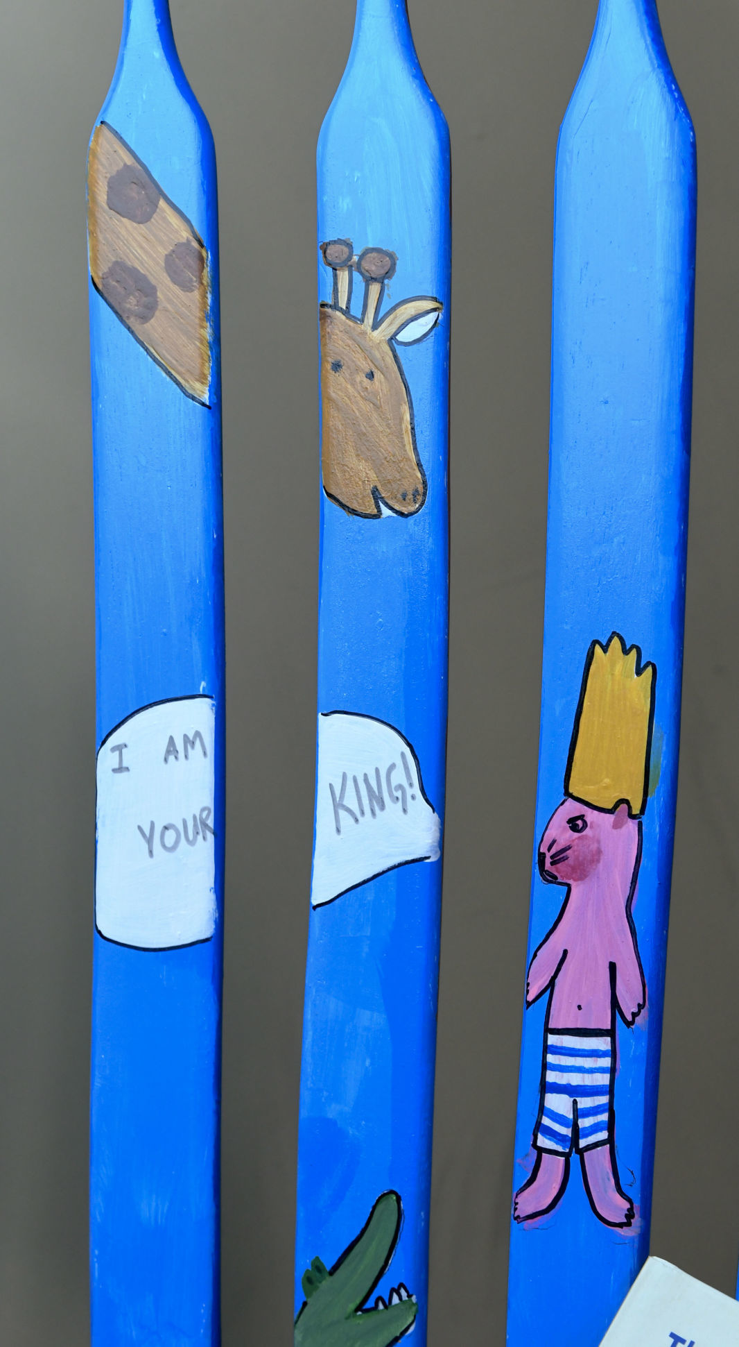 041219 Painted Chairs 22.jpg